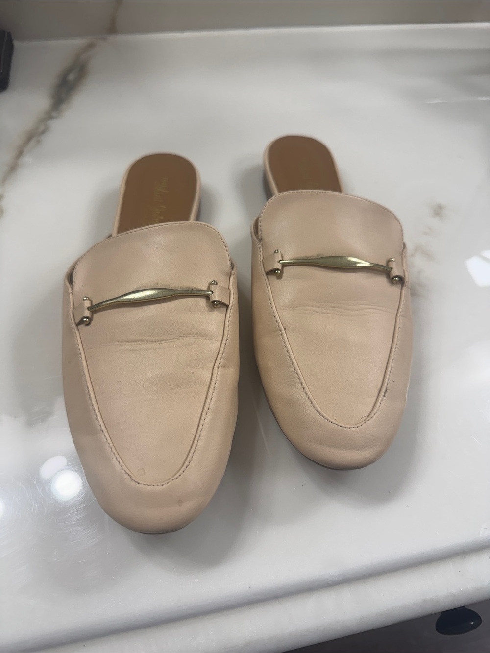Women's Backless Leather Mules in Blush with Gold Bar